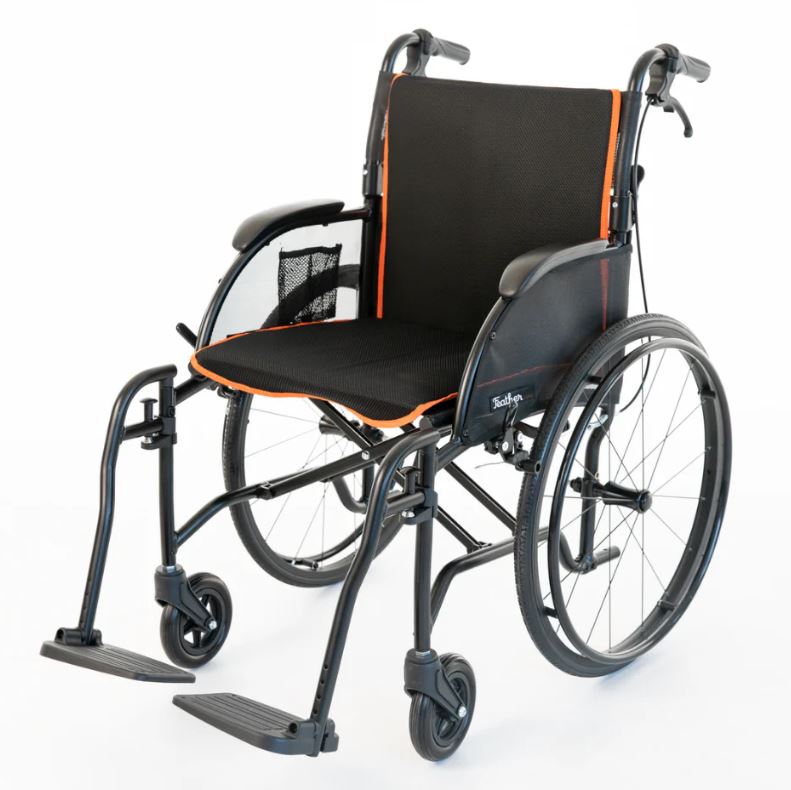 EB-FCM18-BK-BKC - White background Product Image